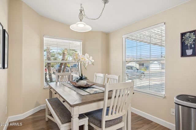 3301 S GOLDFIELD Road 2082, Apache Junction, AZ 85119