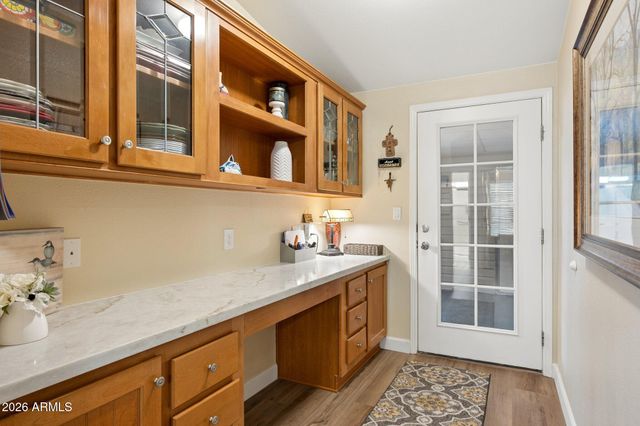 3301 S GOLDFIELD Road 2082, Apache Junction, AZ 85119