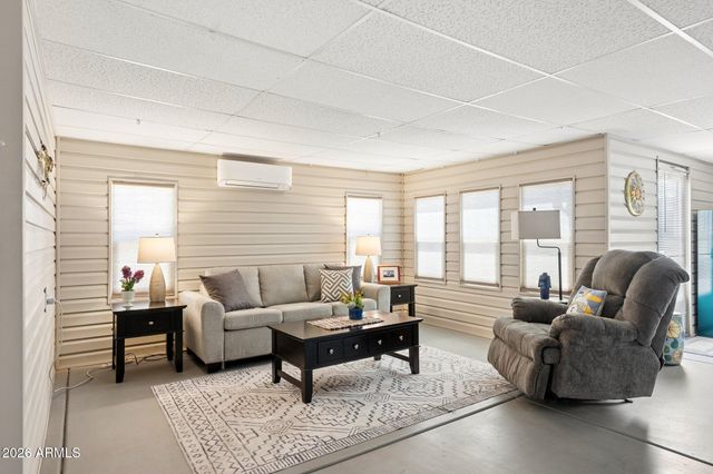 3301 S GOLDFIELD Road 2082, Apache Junction, AZ 85119