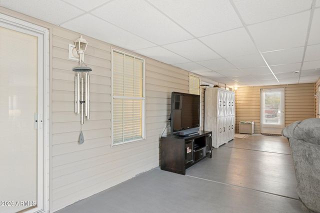 3301 S GOLDFIELD Road 2082, Apache Junction, AZ 85119