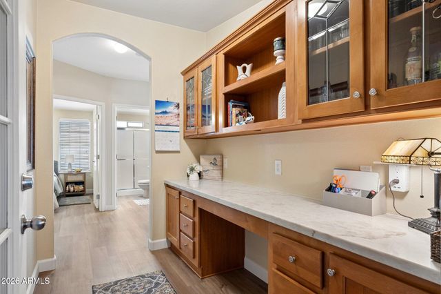 3301 S GOLDFIELD Road 2082, Apache Junction, AZ 85119