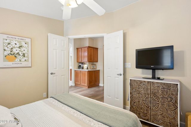 3301 S GOLDFIELD Road 2082, Apache Junction, AZ 85119