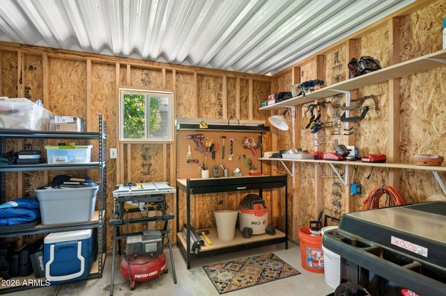 3301 S GOLDFIELD Road 2082, Apache Junction, AZ 85119
