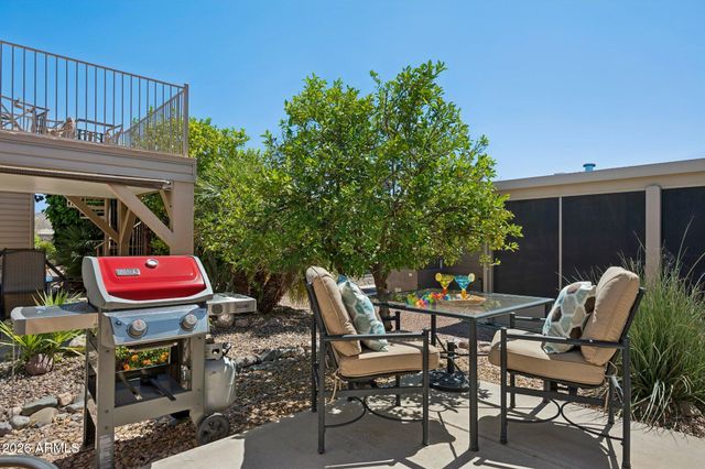 3301 S GOLDFIELD Road 2082, Apache Junction, AZ 85119