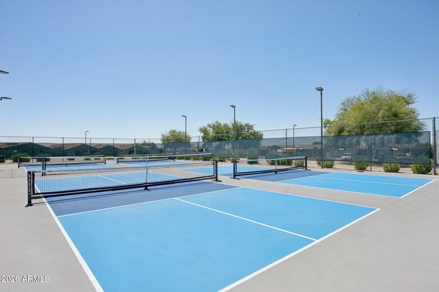 3301 S GOLDFIELD Road 2082, Apache Junction, AZ 85119