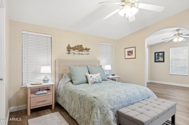 3301 S GOLDFIELD Road 2082, Apache Junction, AZ 85119