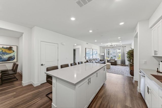 5933 Sunstone Drive 306, San Jose, CA 95123