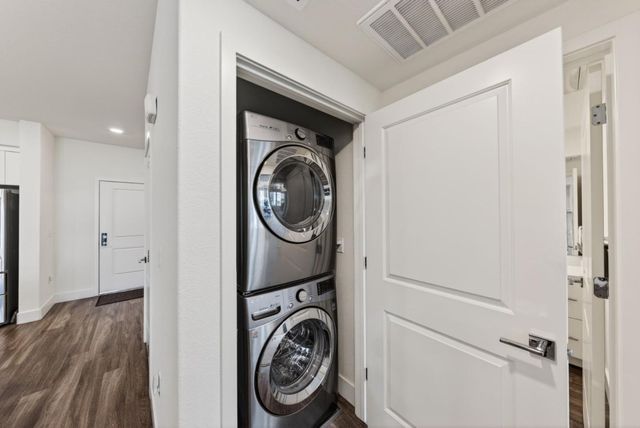 5933 Sunstone Drive 306, San Jose, CA 95123