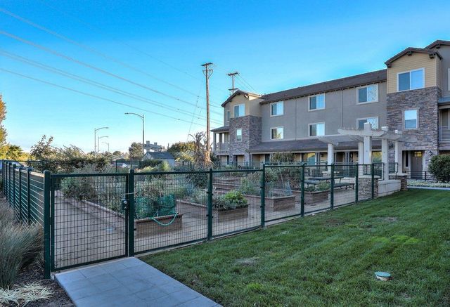5933 Sunstone Drive 306, San Jose, CA 95123