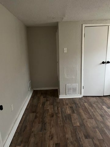 1366 AUSTIN ST, Memphis, TN 38108