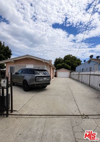 1512 W 103rd Street, Los Angeles, CA 90047