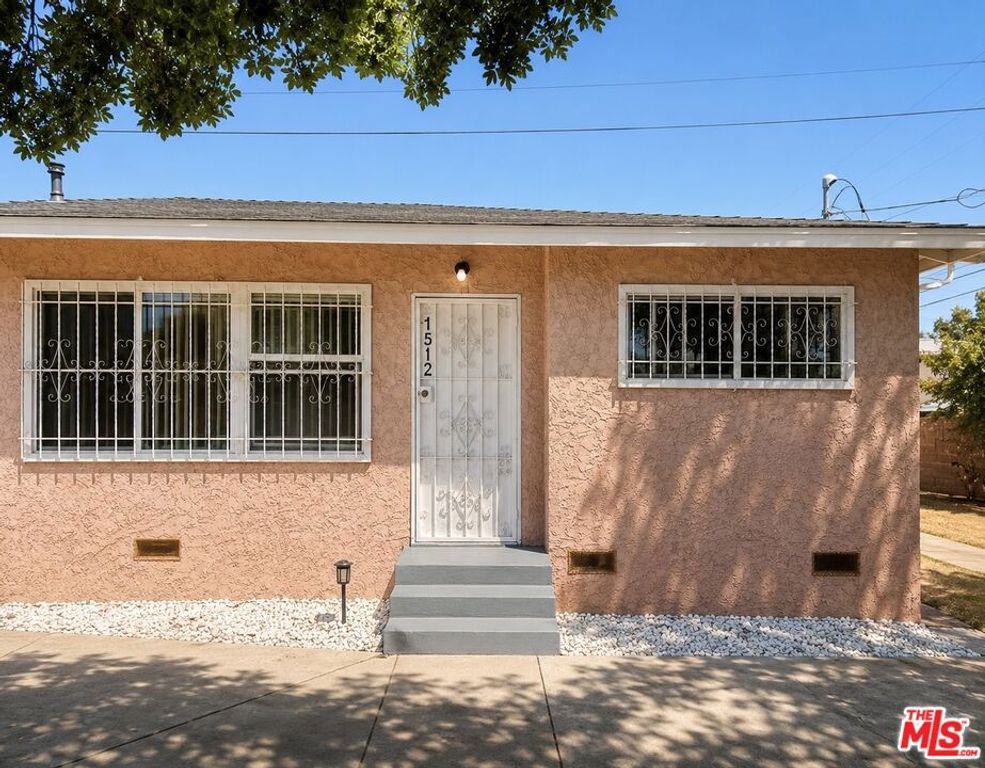1512 W 103rd Street, Los Angeles, CA 90047