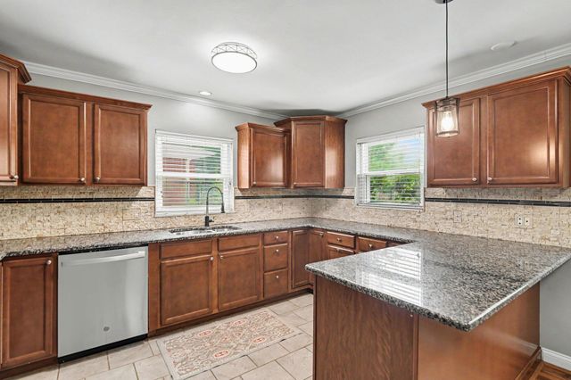 131 Edgewood Road, Edgewood, KY 41017
