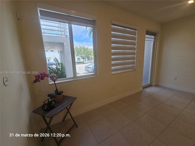 10250 NW 66th St 105, Doral, FL 33178