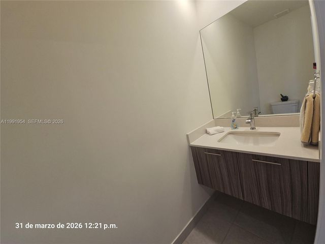 10250 NW 66th St 105, Doral, FL 33178