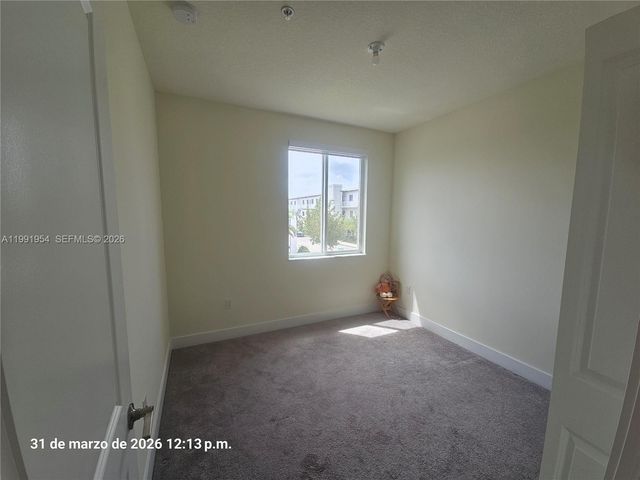 10250 NW 66th St 105, Doral, FL 33178