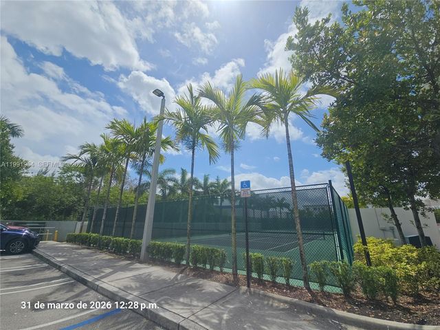 10250 NW 66th St 105, Doral, FL 33178