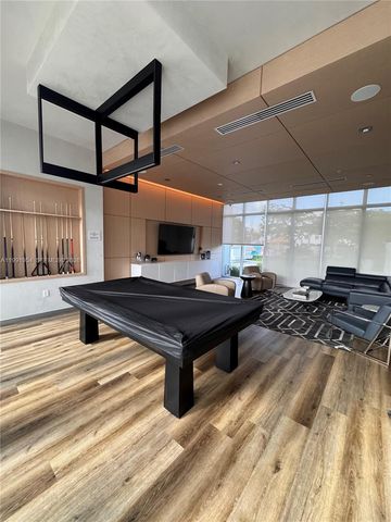 10250 NW 66th St 105, Doral, FL 33178