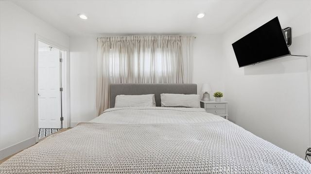 5130 W 131st Street, Hawthorne, CA 90250