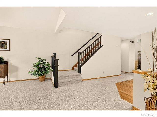 1516 Red Mountain Drive, Longmont, CO 80504