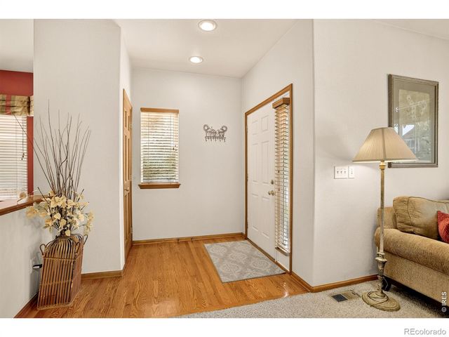 1516 Red Mountain Drive, Longmont, CO 80504