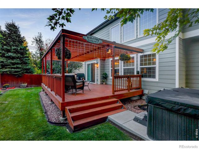 1516 Red Mountain Drive, Longmont, CO 80504