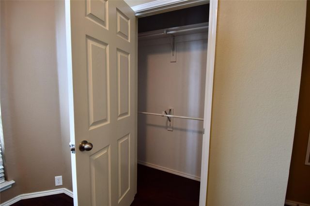 1006 Abigail Drive, Arlington, TX 76002