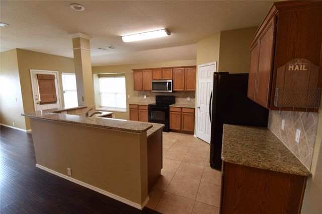 1006 Abigail Drive, Arlington, TX 76002
