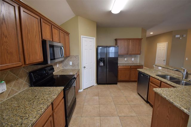 1006 Abigail Drive, Arlington, TX 76002