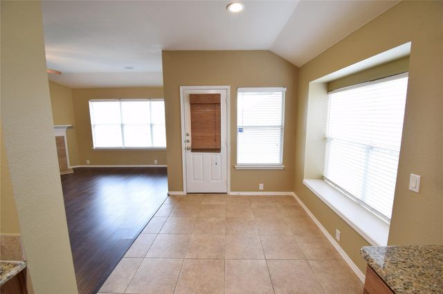 1006 Abigail Drive, Arlington, TX 76002