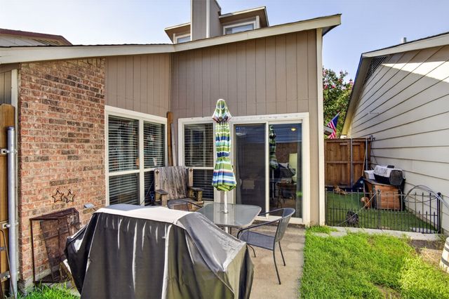 2851 Ursa Circle, Garland, TX 75044