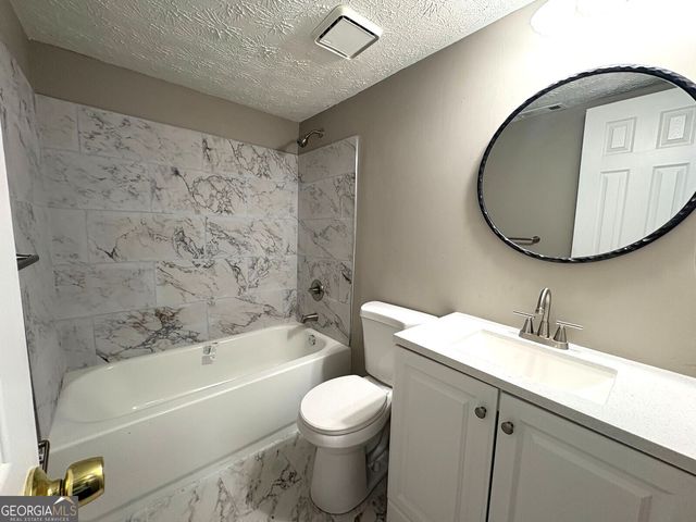 1990 Lown Farm Lane, Lithonia, GA 30058