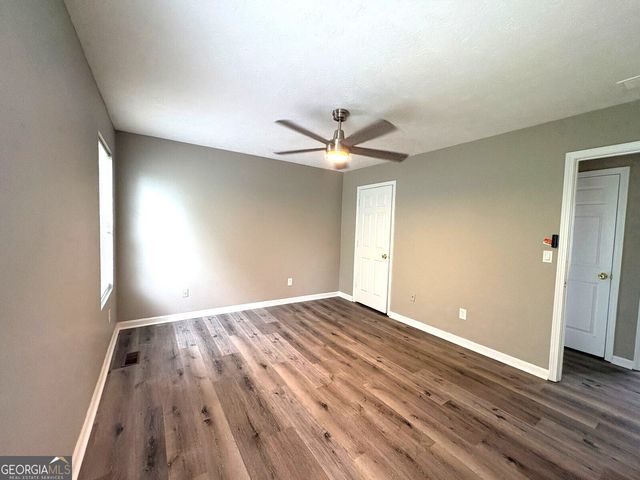 1990 Lown Farm Lane, Lithonia, GA 30058