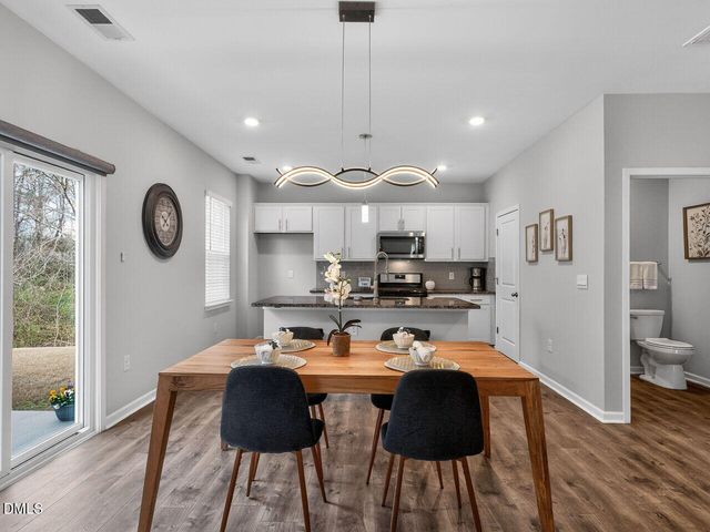 93 Red Cedar Way, Fuquay Varina, NC 27526