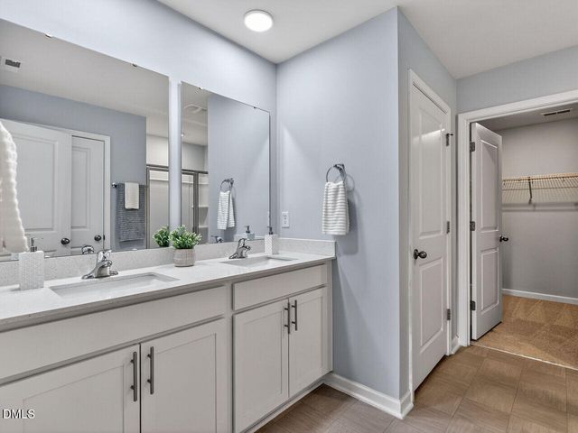 93 Red Cedar Way, Fuquay Varina, NC 27526