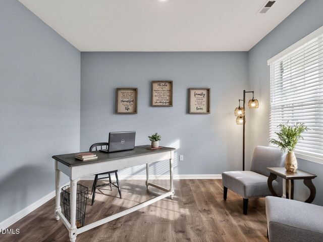 93 Red Cedar Way, Fuquay Varina, NC 27526