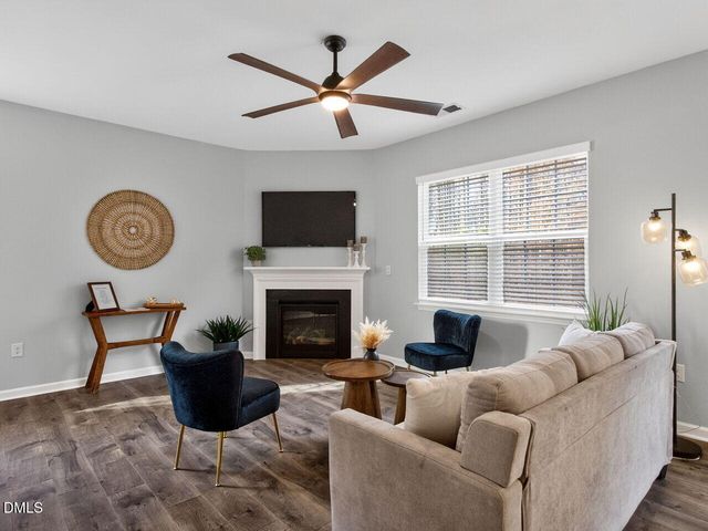 93 Red Cedar Way, Fuquay Varina, NC 27526