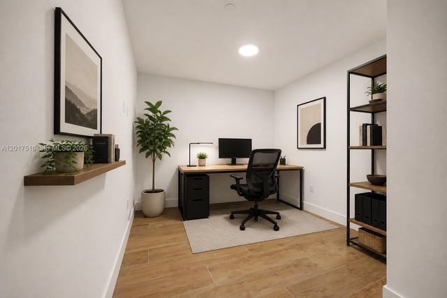 3034 Oak Ave 203, Coconut Grove, FL 33133