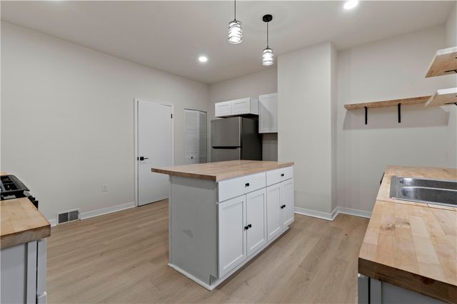 2616 Milburn St, Mckeesport, PA 15132