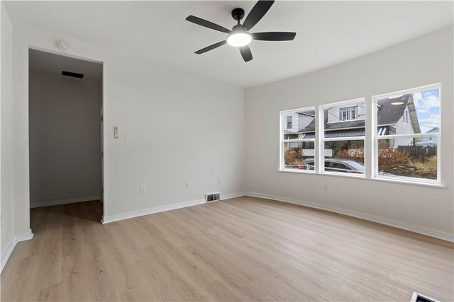 2616 Milburn St, Mckeesport, PA 15132