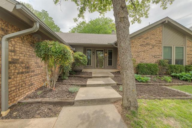 2108 Raintree Road, Edmond, OK 73013