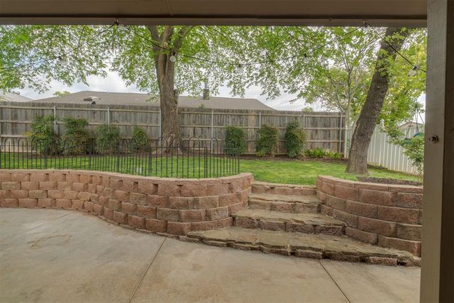 2108 Raintree Road, Edmond, OK 73013