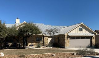 74 Tablerock Dr, Kerrville, TX 78028