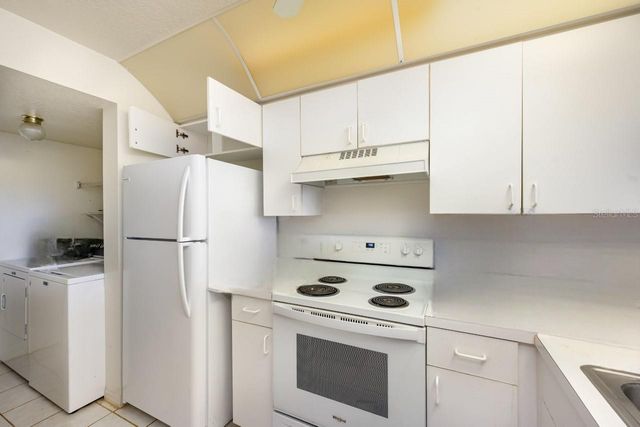 1420 HUNTINGTON LANE 2502, Rockledge, FL 32955