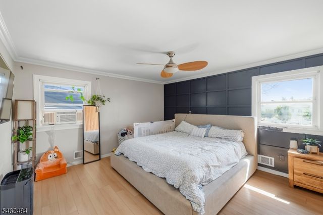 5 Sumutka Ct, Carteret Boro, NJ 07008