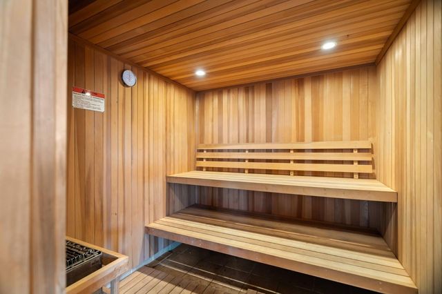 651 Port Drive 208, San Mateo, CA 94404