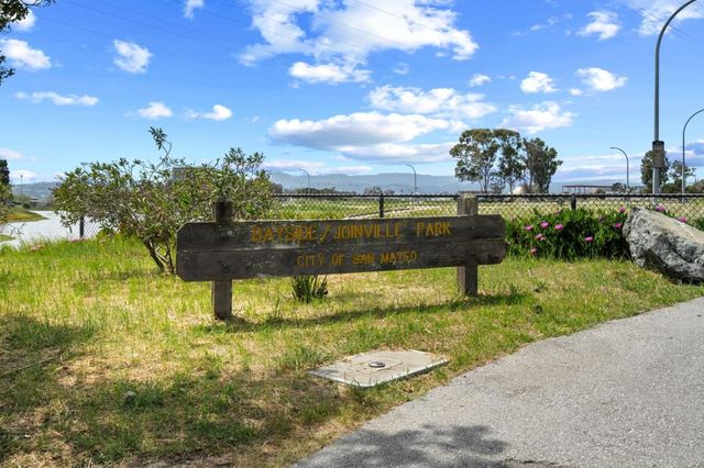 651 Port Drive 208, San Mateo, CA 94404