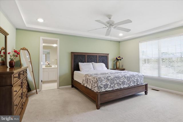 20385 BOWFONDS ST, Ashburn, VA 20147