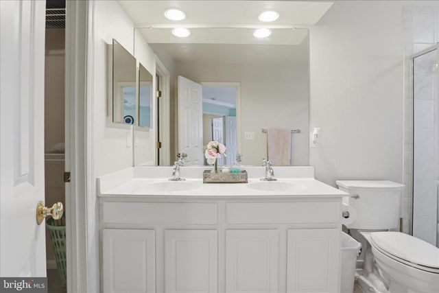 20385 BOWFONDS ST, Ashburn, VA 20147