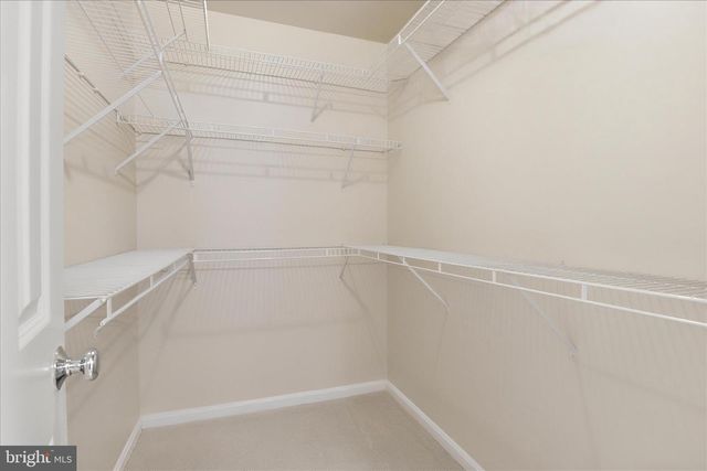 20385 BOWFONDS ST, Ashburn, VA 20147